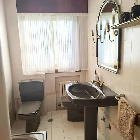 Tatil Evi Gran Chalet Con Piscina Y Gran Jardin Cerca De A Coruna Sada