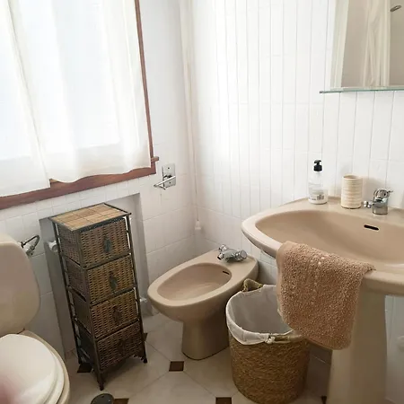 Gran Con Jardin, Piscina Y Bbq * Sada