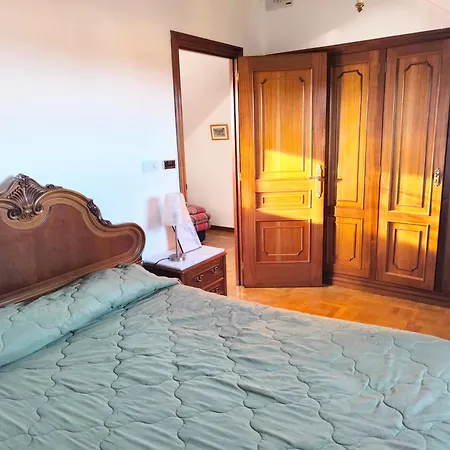 Gran Chalet Con Piscina Y Gran Jardin Cerca De A Coruna *