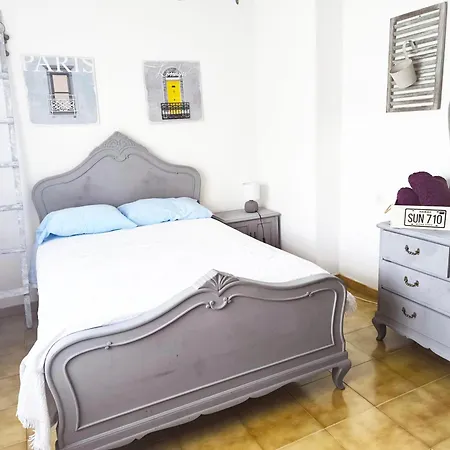 Holiday home Gran Con Jardin, Piscina Y Bbq *