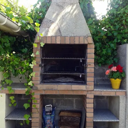 Tatil Evi Gran Chalet Con Piscina Y Gran Jardin Cerca De A Coruna Sada