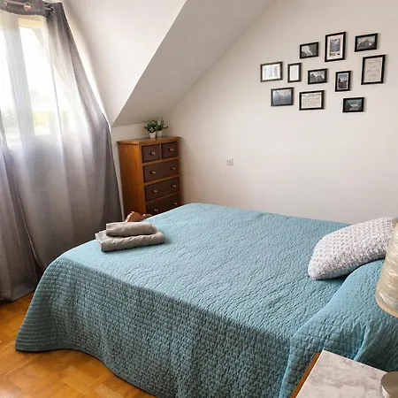Gran Con Piscina Y Gran Jardin Cerca De A Coruna بيت للعطل سادا