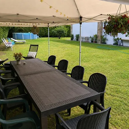 Gran Con Piscina Y Gran Jardin Cerca De A Coruna 別荘 *