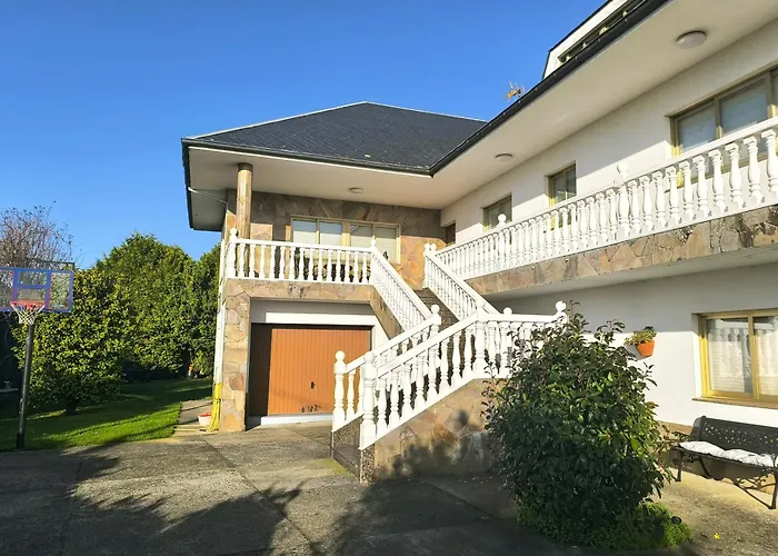 Gran Con Jardin, Piscina Y Bbq Hébergement de vacances *